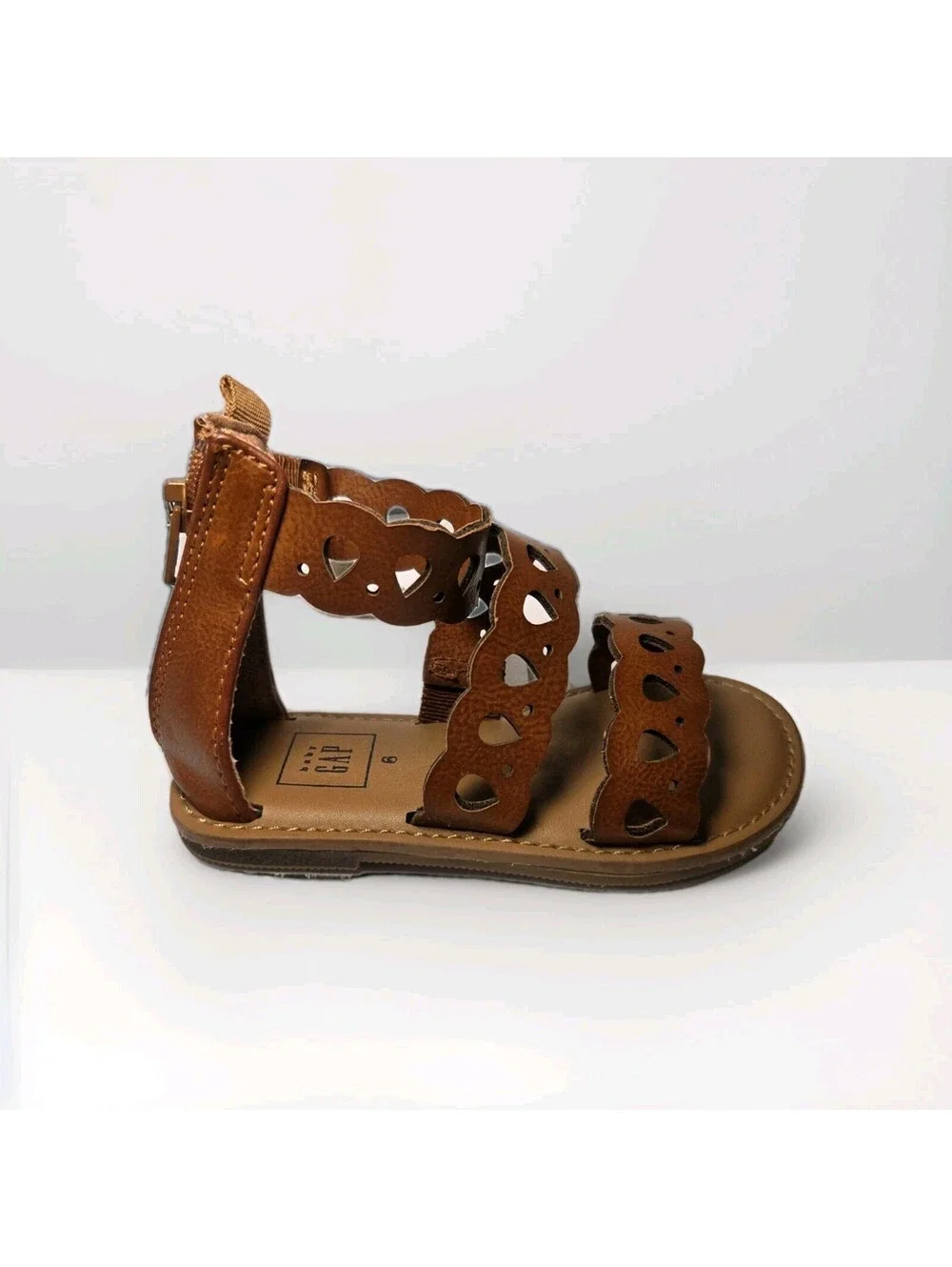 Baby Gap Brown Sandals Size 6 toddler/ 6 little kids
